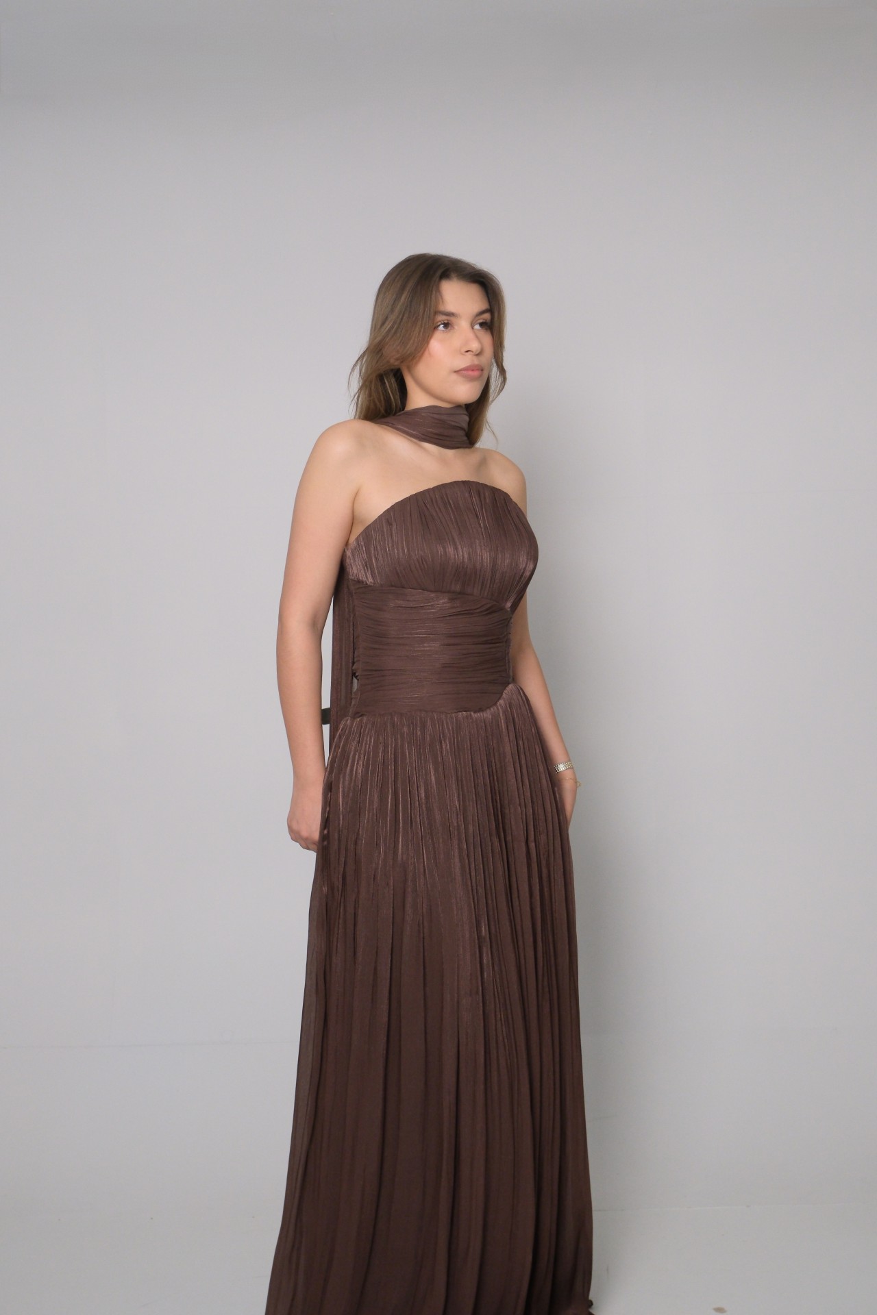 Sienna bruin side