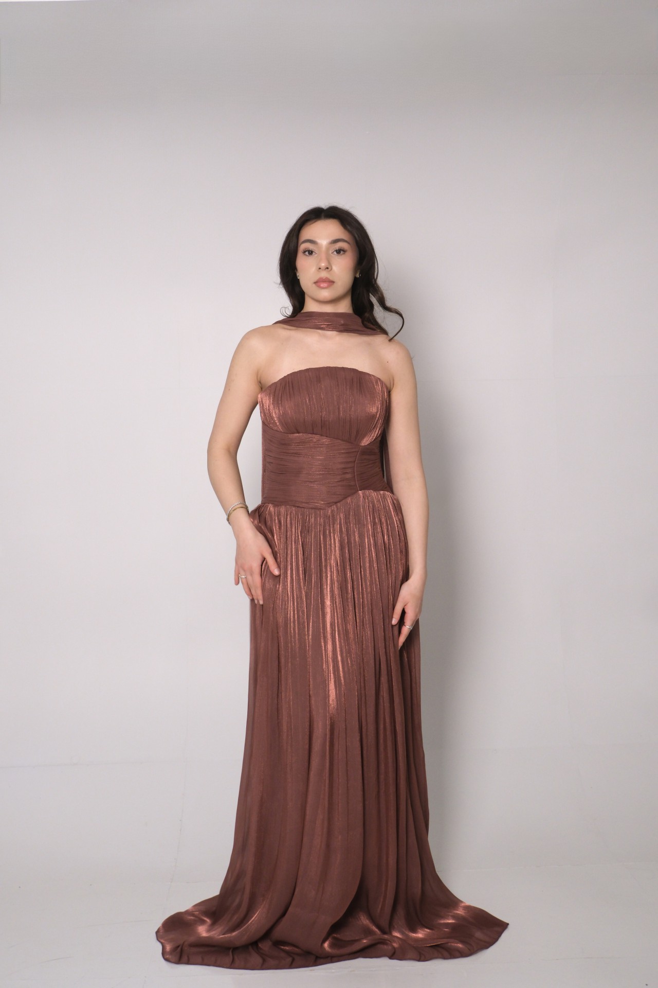 sienna garnet front